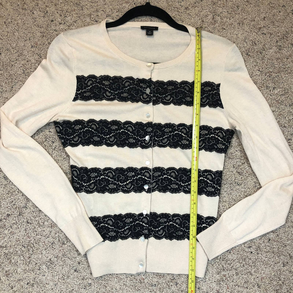 Ann Taylor Cardigan Medium  Pink Black Balletcore Barbie Button Up‎ Lace Detail - Picture 9 of 9
